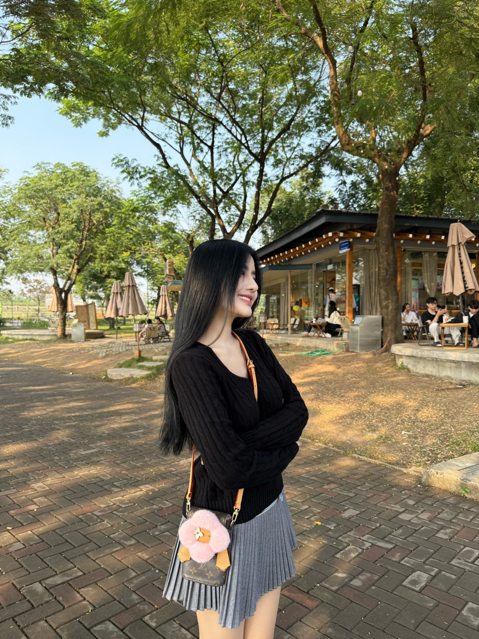 青青草免费观看交友功能